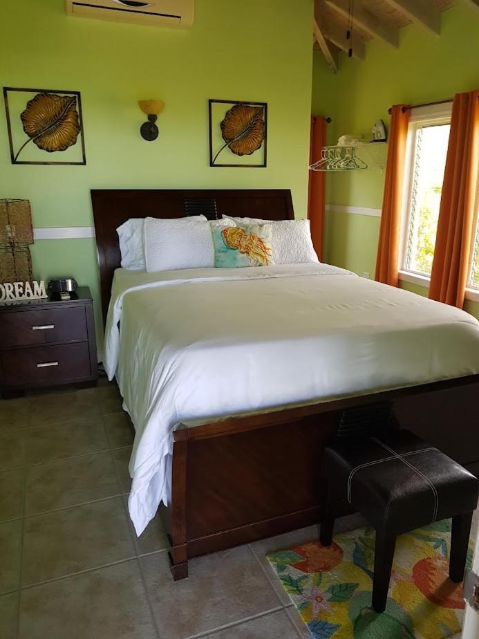 Harbor Breeze Villas Clarence Town Ngoại thất bức ảnh