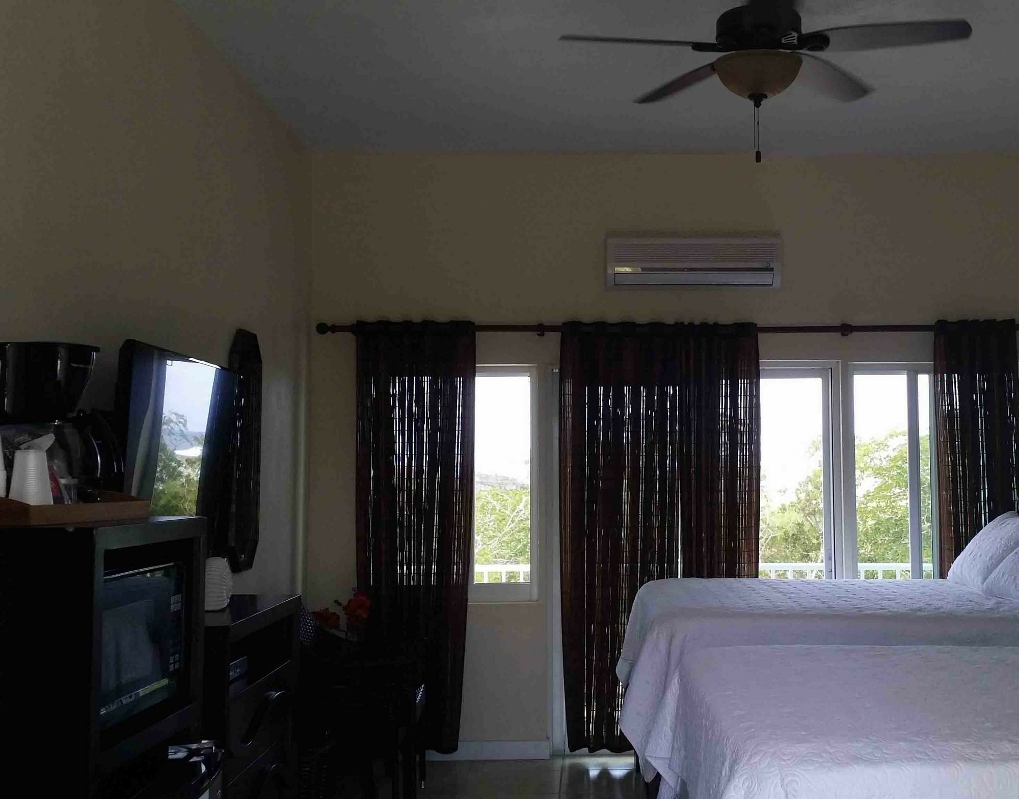 Harbor Breeze Villas Clarence Town Ngoại thất bức ảnh